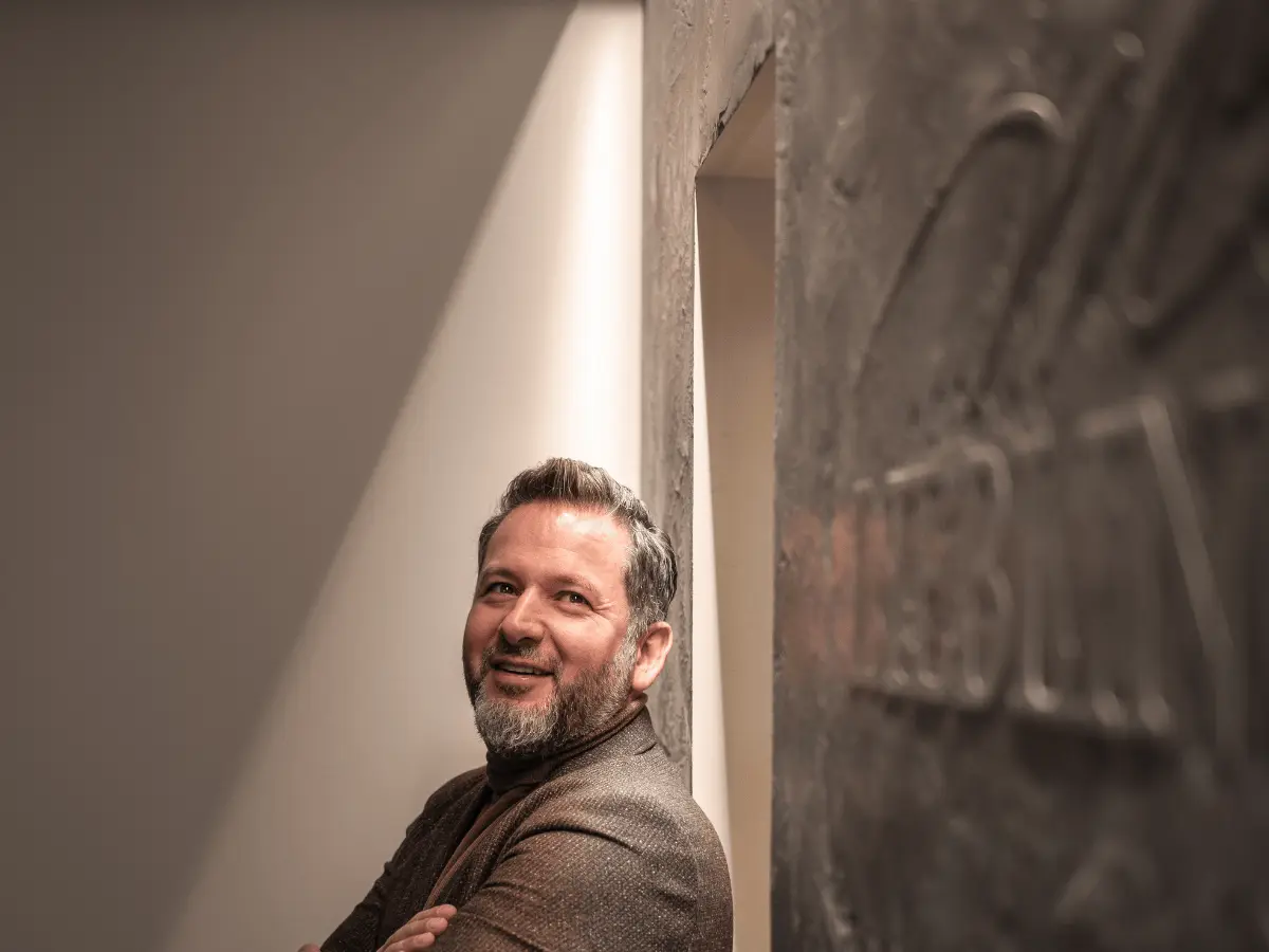 Manuel Moreno bei der Lichtplanung